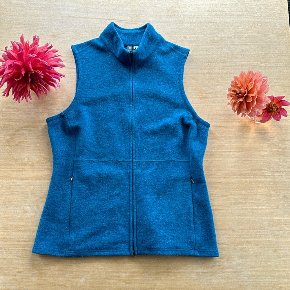 Sleeveless Zip-Front Blue Fleece Vest
